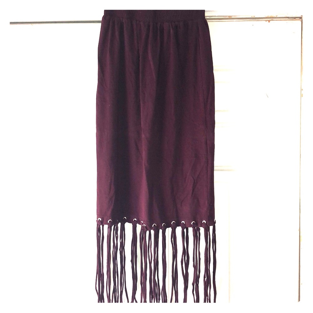 Maroon midi fringe skirt